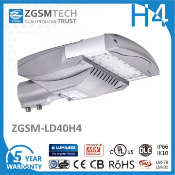 IP66 Ik10 modularer Entwurf 40W LED Solarstraßenlaterne mit super heller LED